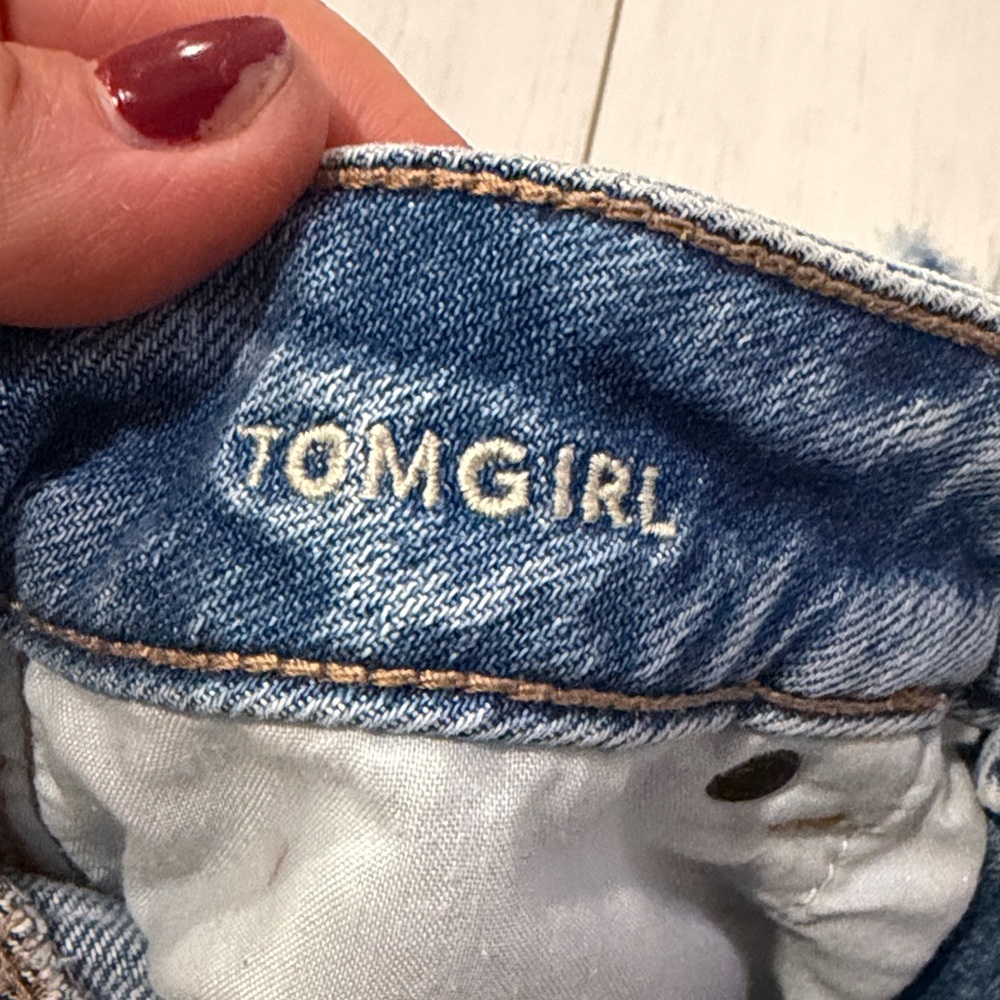 American Eagle Outfitters Ripped Blue Jean Shorts - Picture 2 of 4